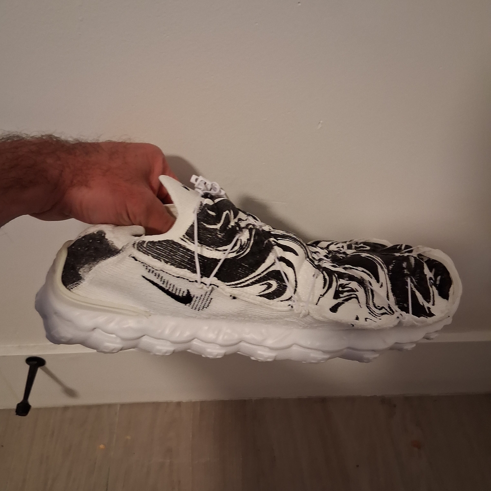 Nike Ispa Mindbody Size 13